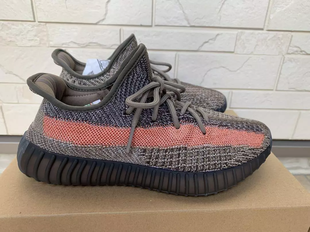 HK Adidas Yeezy Boost 350 V2  “Ash Stone review Angel M 02