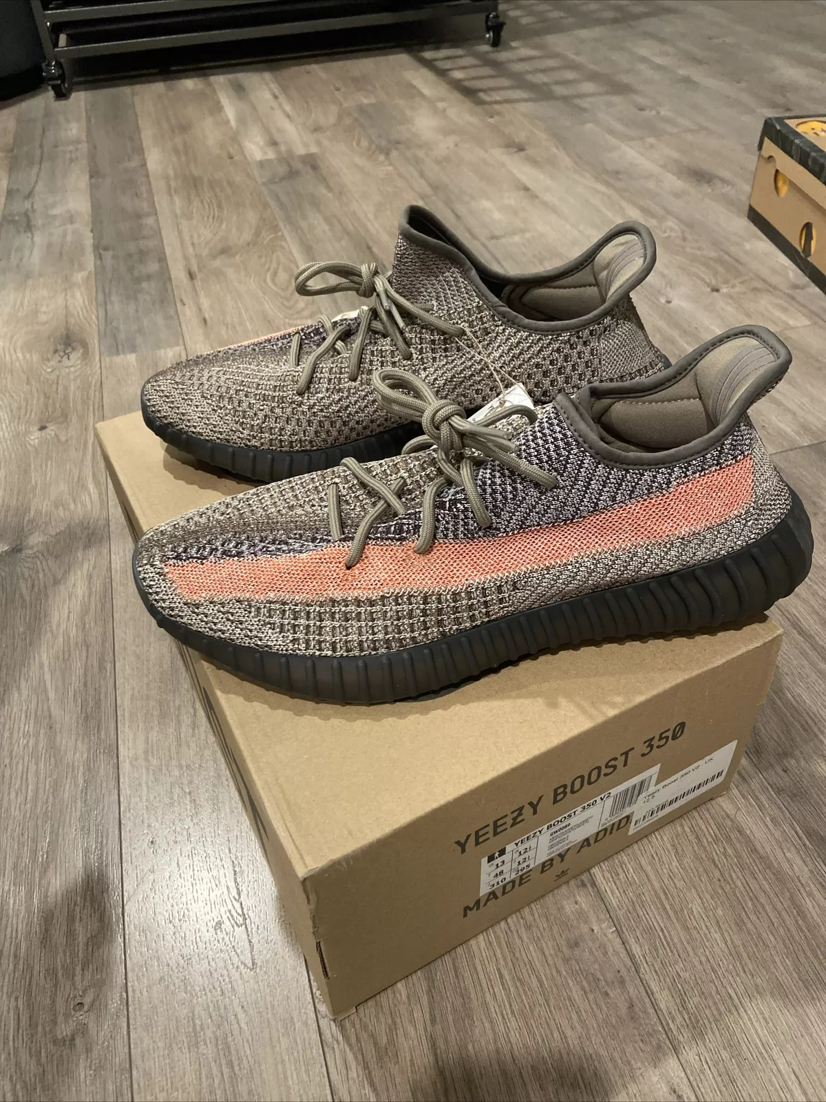 HK Adidas Yeezy Boost 350 V2  “Ash Stone review PST MD 02
