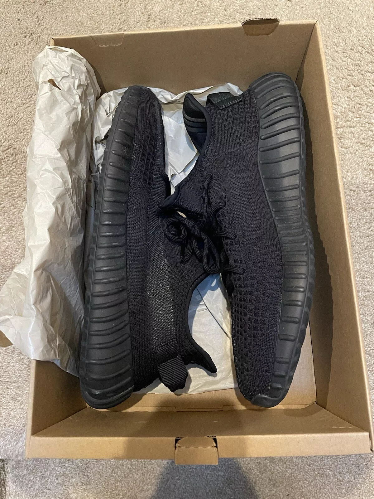 OG Adidas Yeezy Boost 350 V2 Onyx review Kierra 02