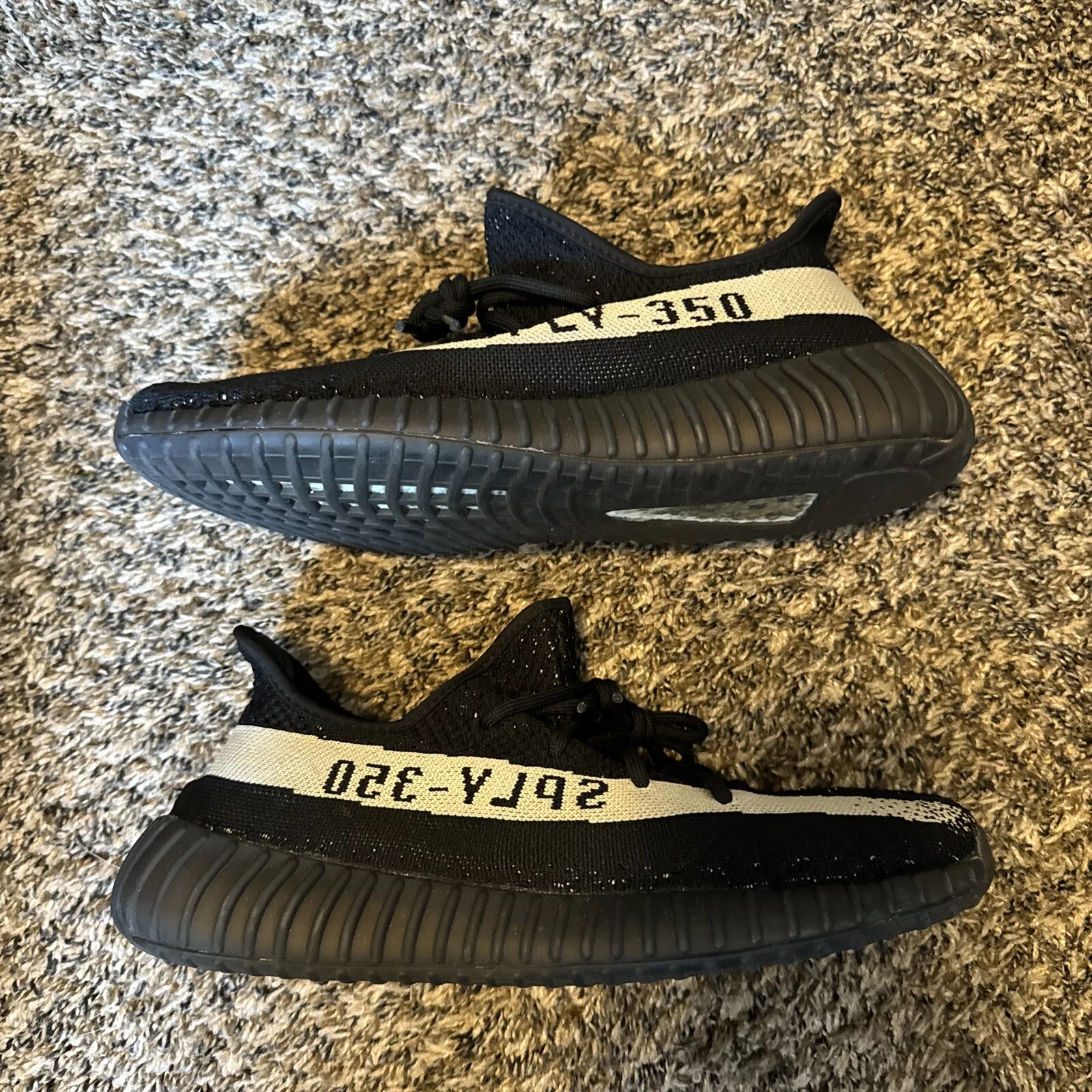 OG Adidas Yeezy Boost 350 V2 Black White review Michael E Rodriguez 02