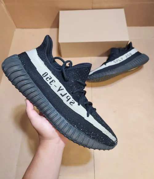 OG Adidas Yeezy Boost 350 V2 Black White review 
