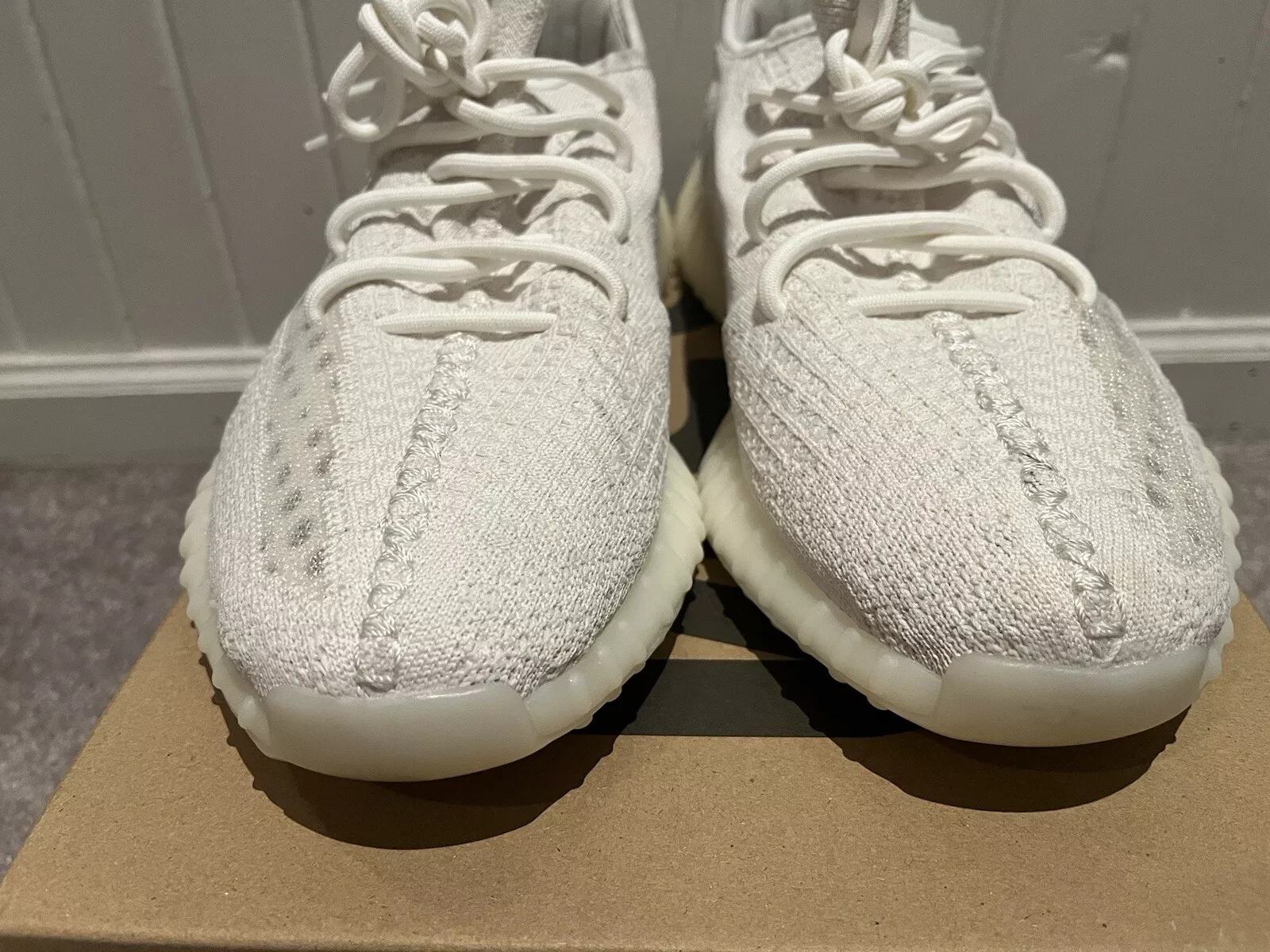 OQ Adidas Yeezy Boost 350 V2 Bone review Reyes 01