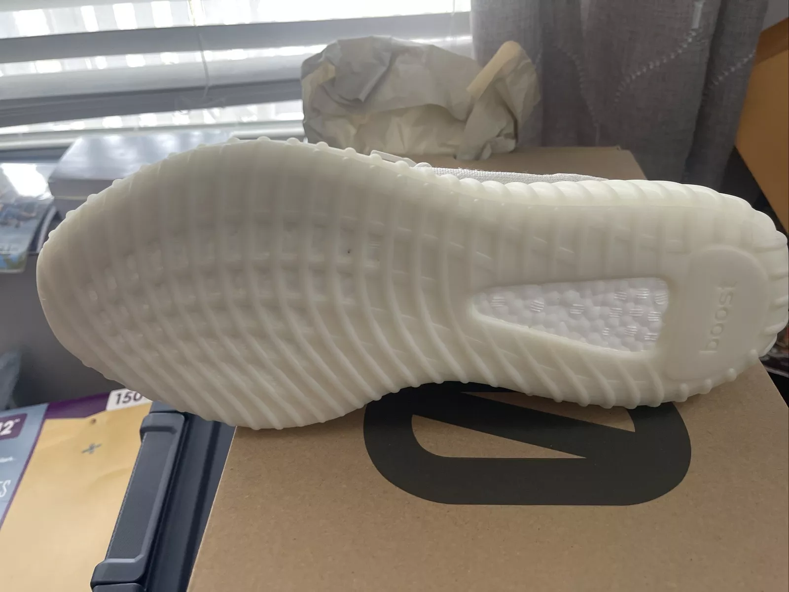 OQ Adidas Yeezy Boost 350 V2 Bone review Domi Link 01