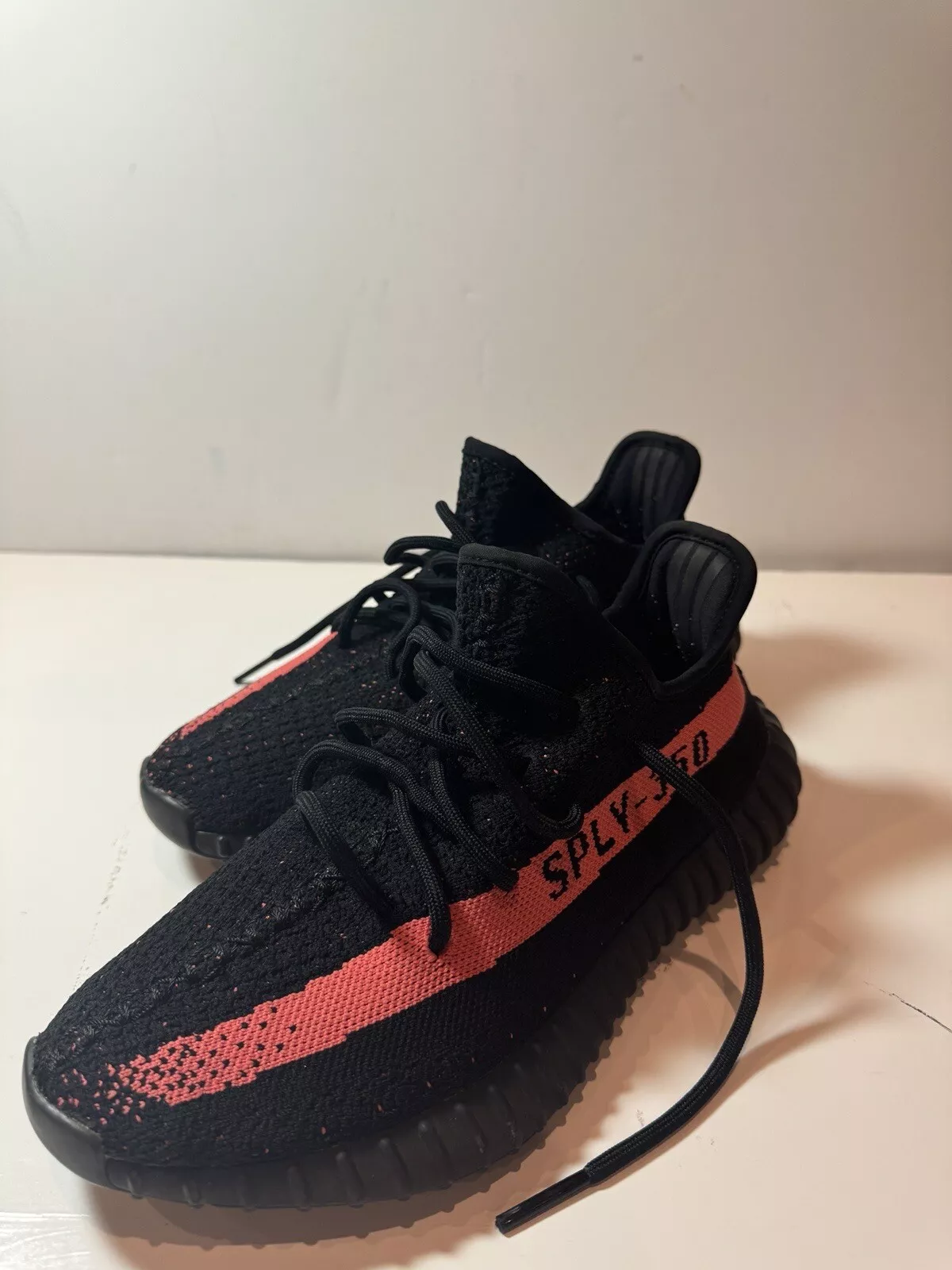 AH Adidas Yeezy Boost 350 V2 Core Black/Red Real Boost review Chris_dropin_Hertz 01