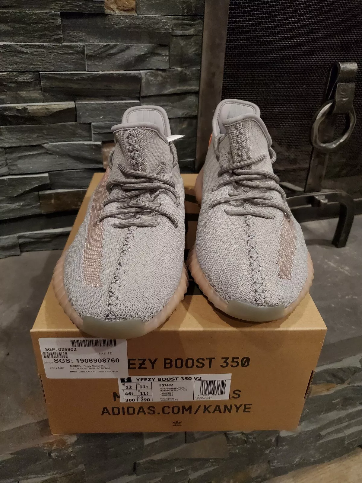 💗Adidas Yeezy Boost 350 V2 True From review Rica 02
