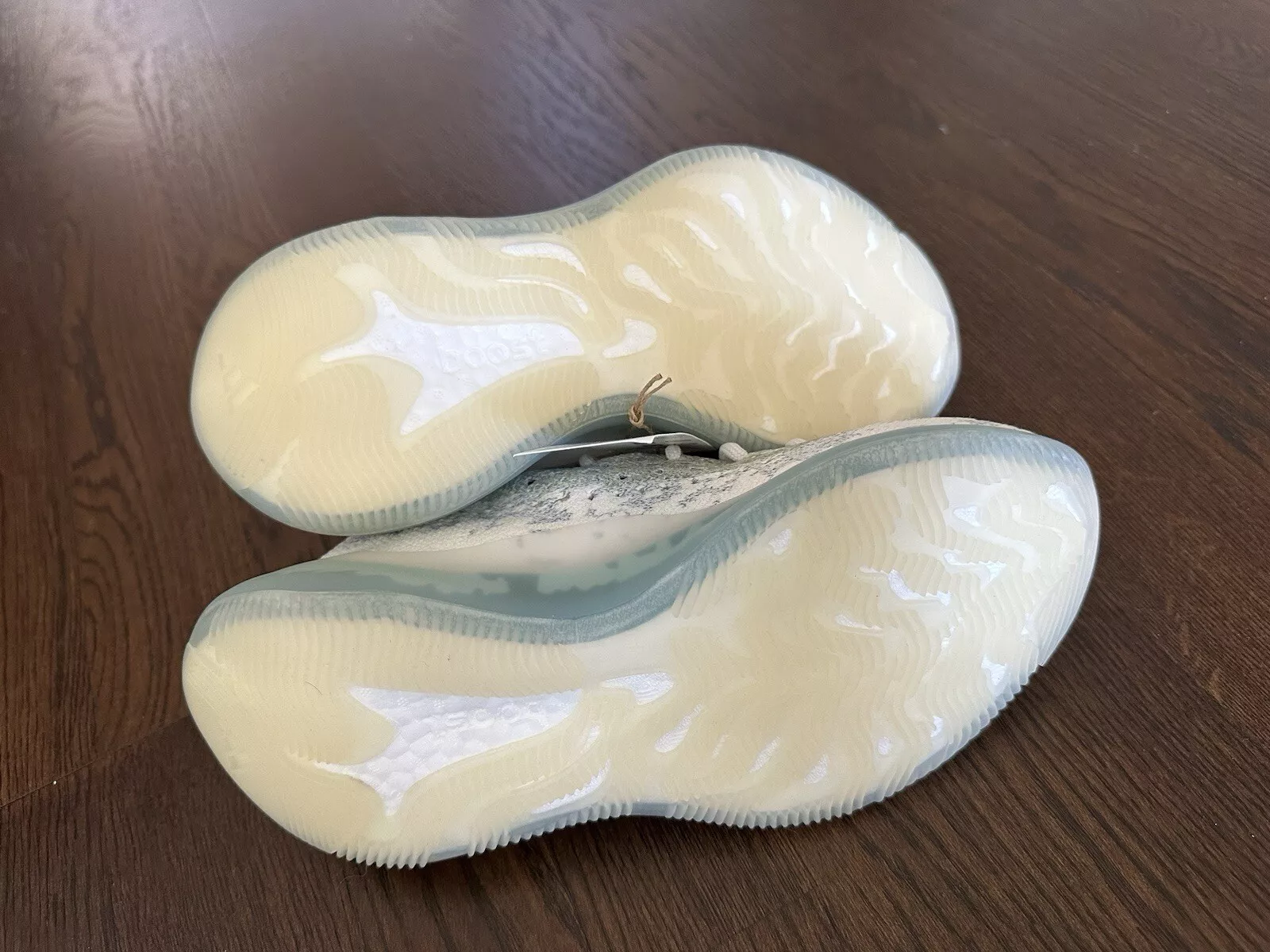 AH Adidas Yeezy Boost 380 Mist Blue Gray White review Kel Gar 02