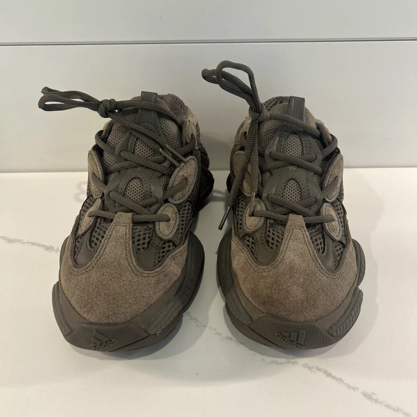AH Adidas Yeezy 500 Brown Clay review Zoie 01