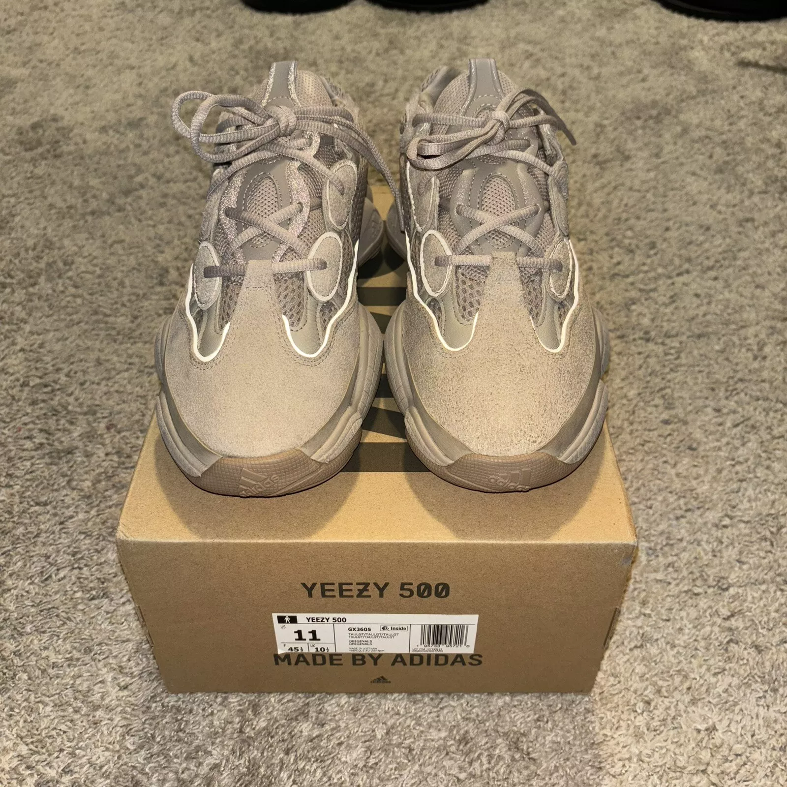 AH Adidas Yeezy 500 Taupe Light review Serge Desjardins 02