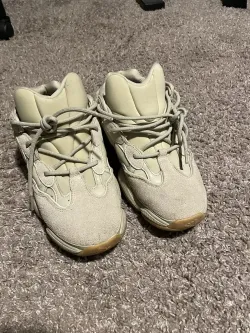 S2 Adidas Yeezy 500 “Stone” review Brent Penton 02
