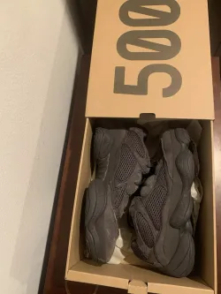 S2 Adidas Yeezy 500 Utility Black” review Laura Dempsey 02