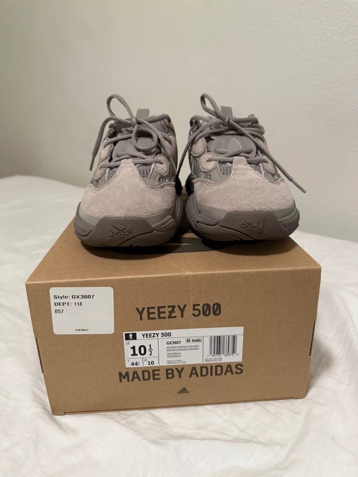  S2 Adidas Yeezy 500 Ash Grey review Clothildes Tate 01
