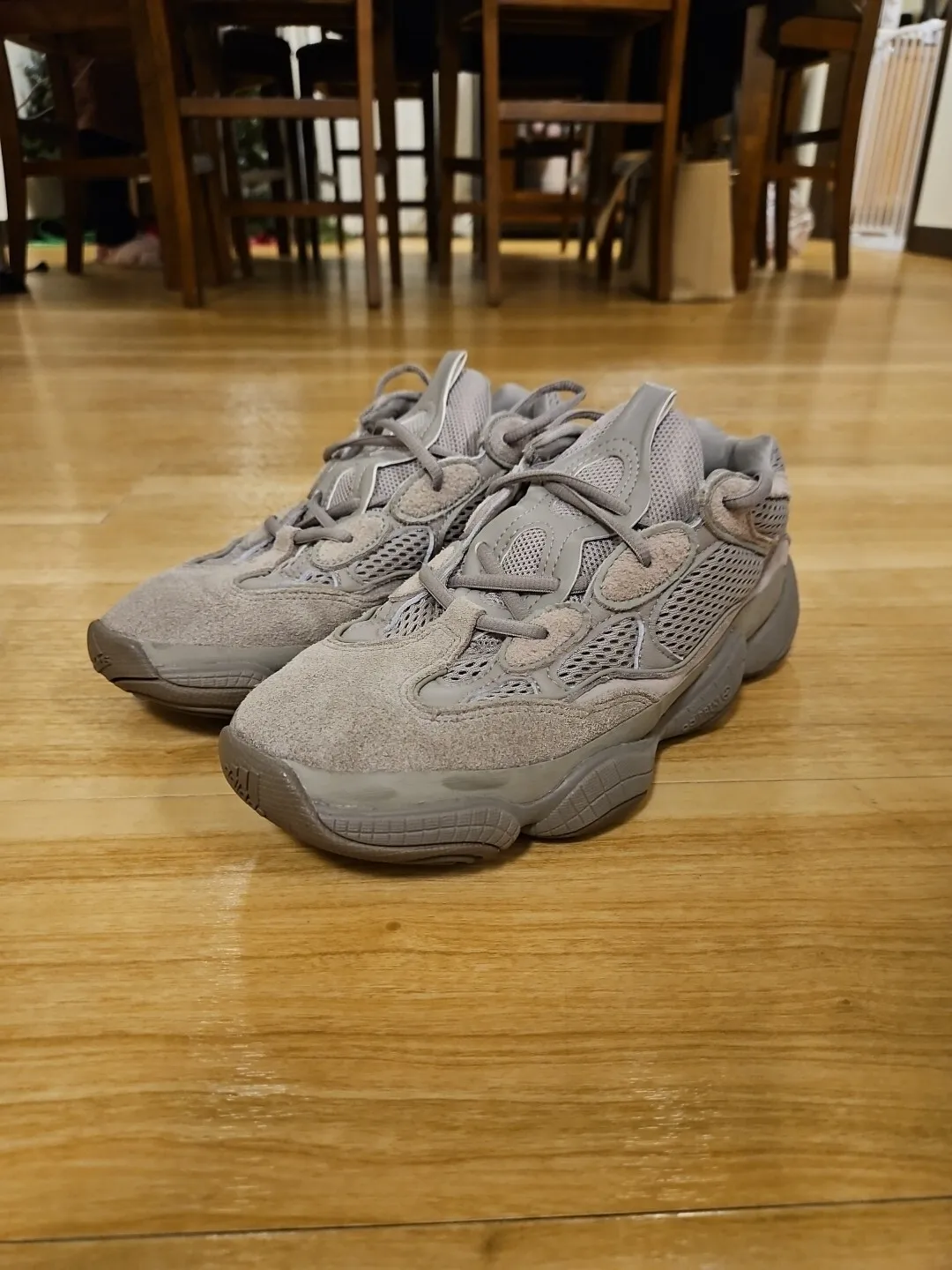  S2 Adidas Yeezy 500 Ash Grey review Monika