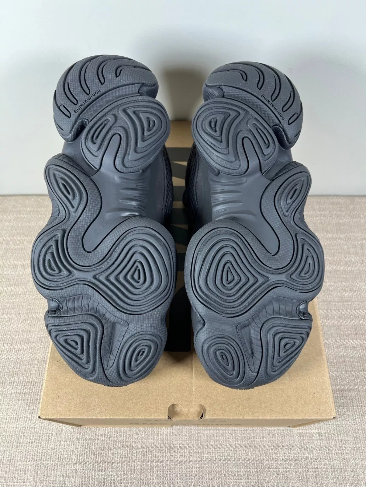 S2 Yeezy 500 “Utility Black” review Fadhel Baqer 01