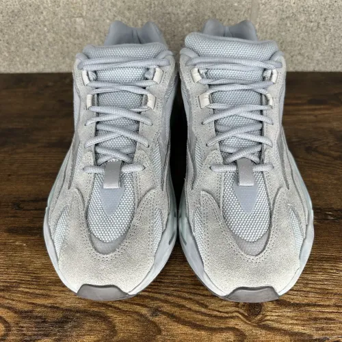 OG Adidas Yeezy Boost 700 V2 “Hospital Blue”Real Boost review 