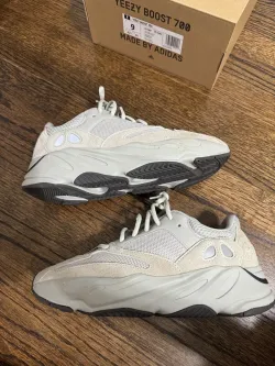 OG Adidas Yeezy Boost 700 "Salt" review Brian 01