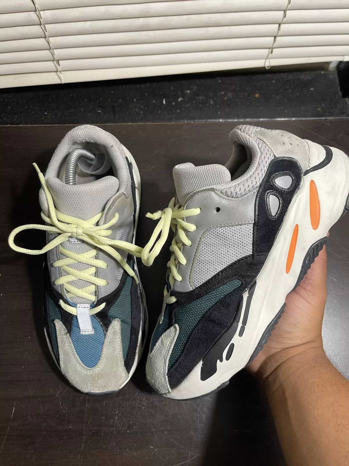 OG Yeezy Boost 700 OG“Wave Runner” review 1