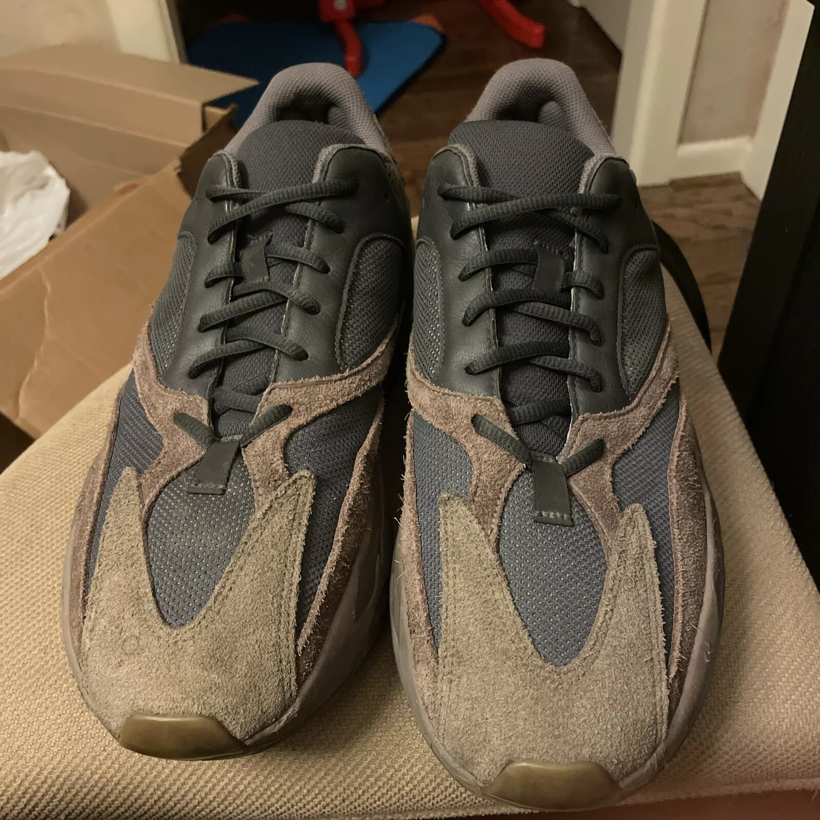 S2 Yeezy Boost 700 “Mauve” review Ali Akram 02