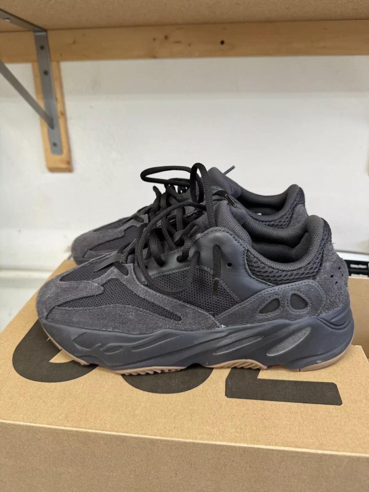 S2 Yeezy Boost 700 Yeezy Boost 700“Utility Black” review Lou Ann Walker 01
