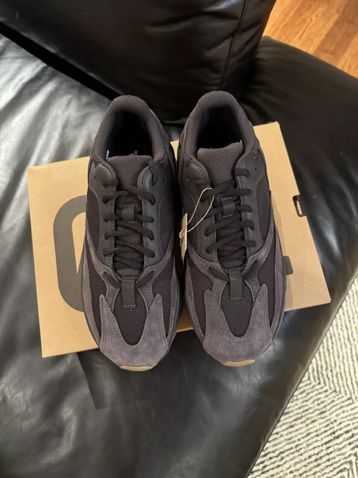 S2 Yeezy Boost 700 Yeezy Boost 700“Utility Black” review Lyudmila 02