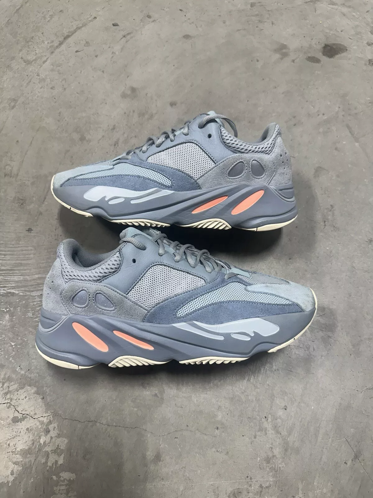 S2 Yeezy Boost 700“Inertia” review Stephanie Nelson 01