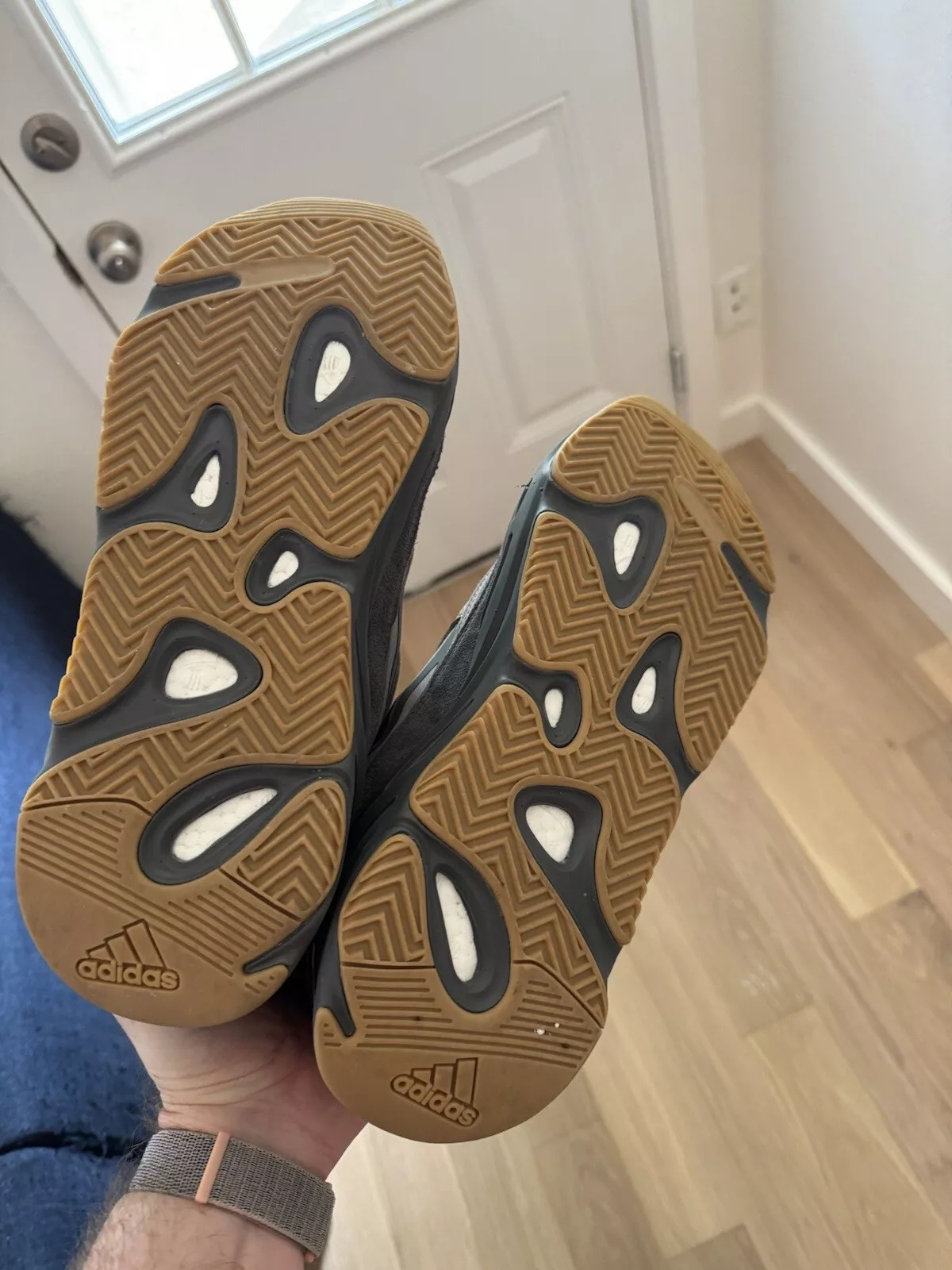 S2 Adidas Yeezy Boost 700 V2 “Tephra” review Great❤️ 03