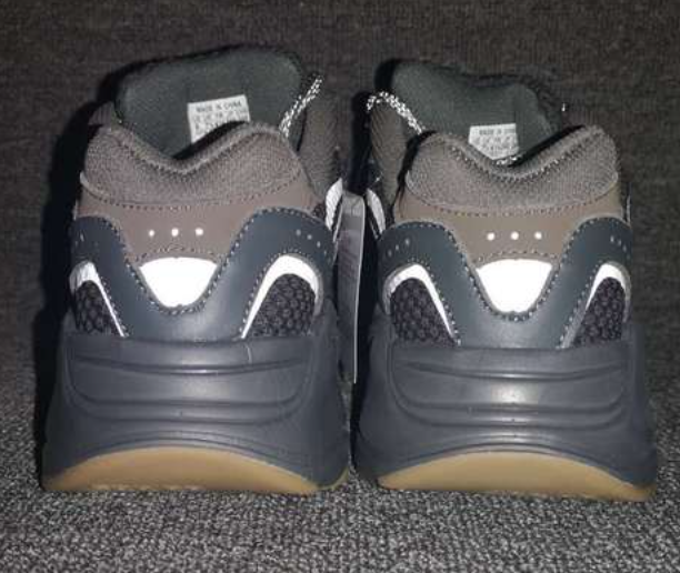 S2 Yeezy Boost 700 V2 “Static” EG6860 review Erik Brkljac 02