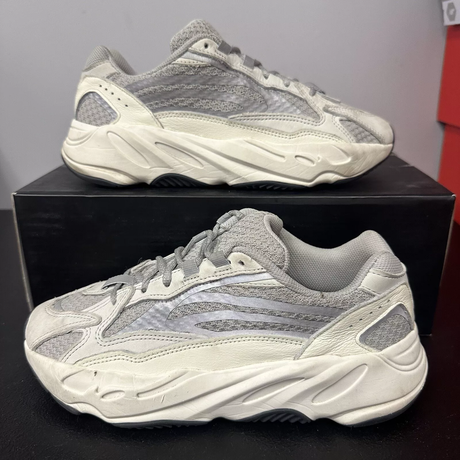 S2 Yeezy Boost 700 V2 “Static” EF2829 review NoThreePutts 01