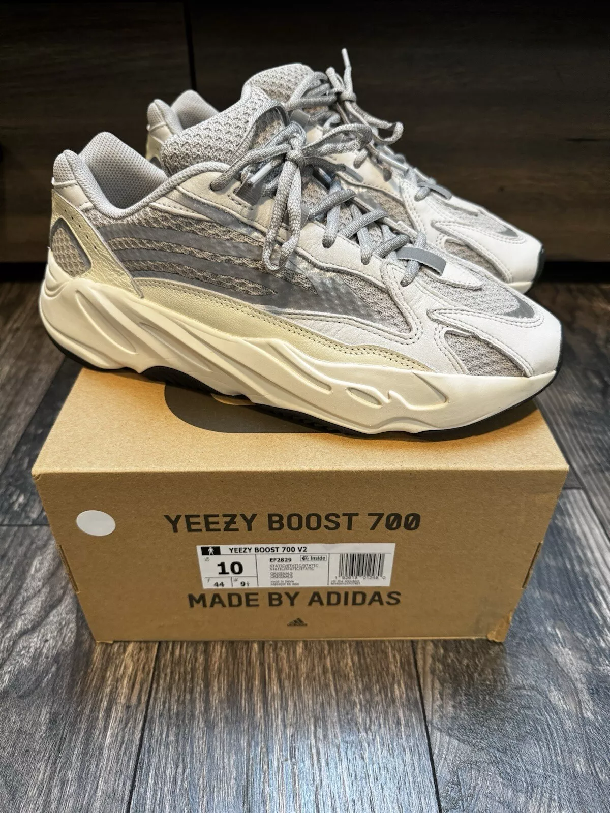 S2 Yeezy Boost 700 V2 “Static” EF2829 review Nakeya 01