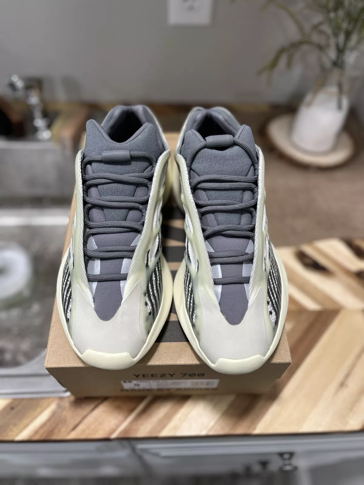 S2 Adidas Yeezy 700 V3 Fade Salt review Eric Bernard Patterson 02