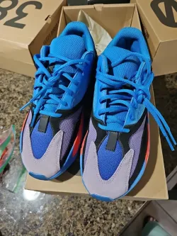 S2 Adidas Yeezy Boost 700 Hi-Res Blue review PinkRudy 02