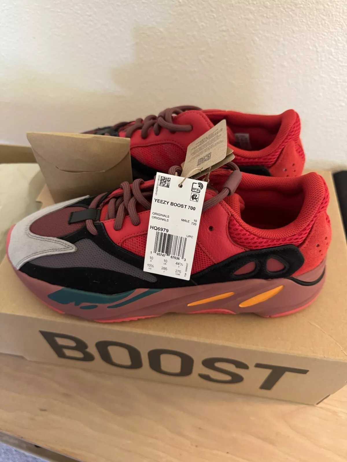 S2 Adidas Yeezy Boost 700 Hi-Res Red review Angela 01