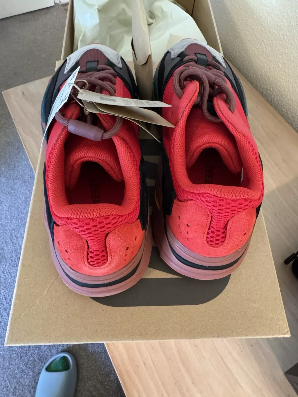 S2 Adidas Yeezy Boost 700 Hi-Res Red review Angela 02