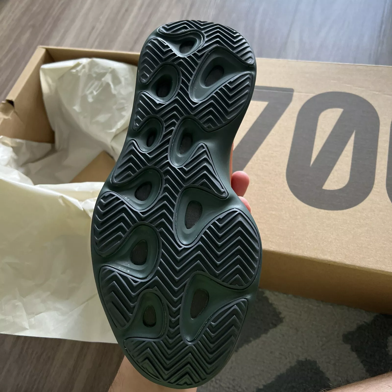 S2 Adidas YEEZY Yeezy 700 V3 'Copper Fade' review Just me 02