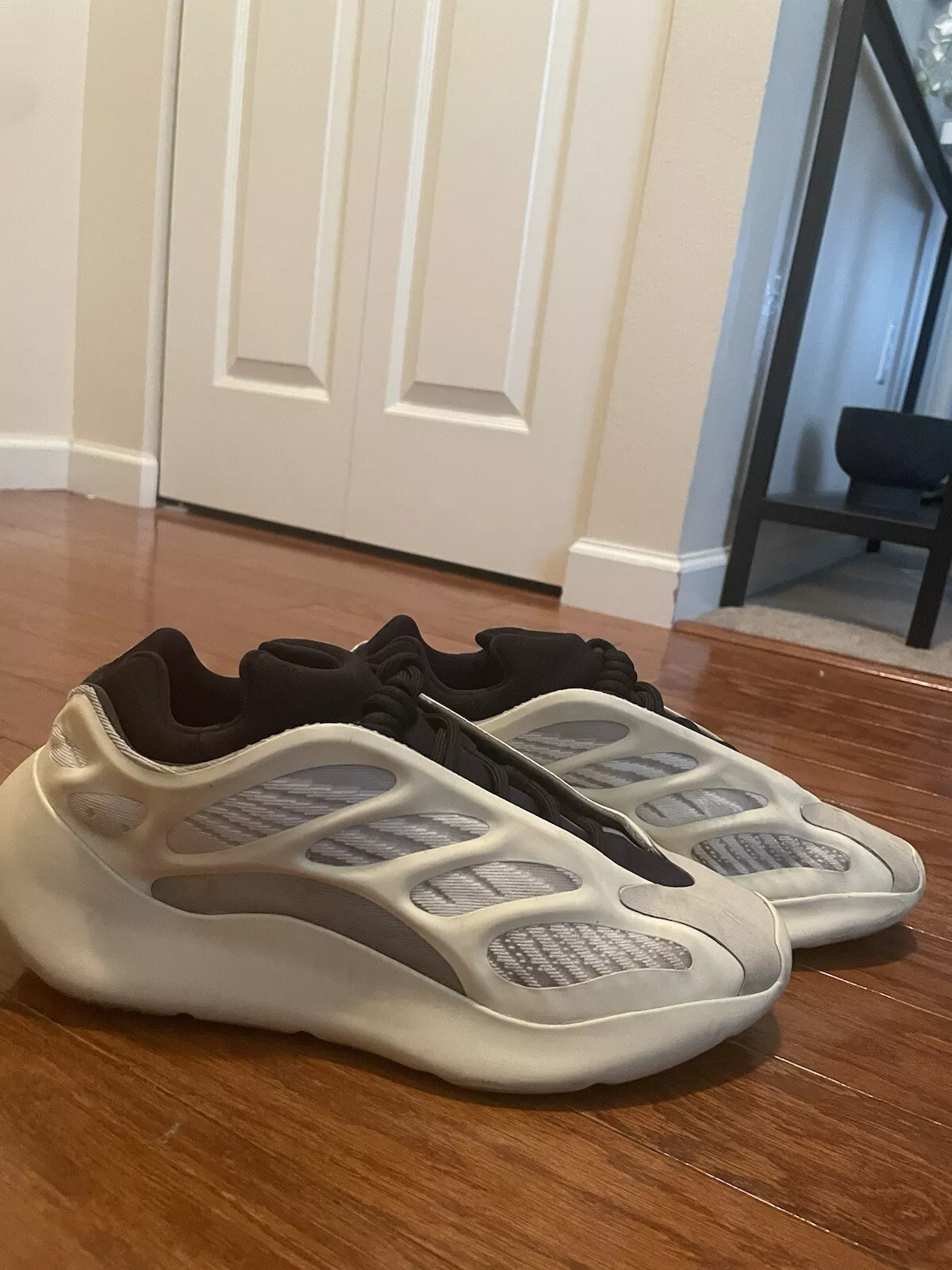 S2 Adidas Yeezy 700 V3 “Azael”Real Boost review Khalik 01