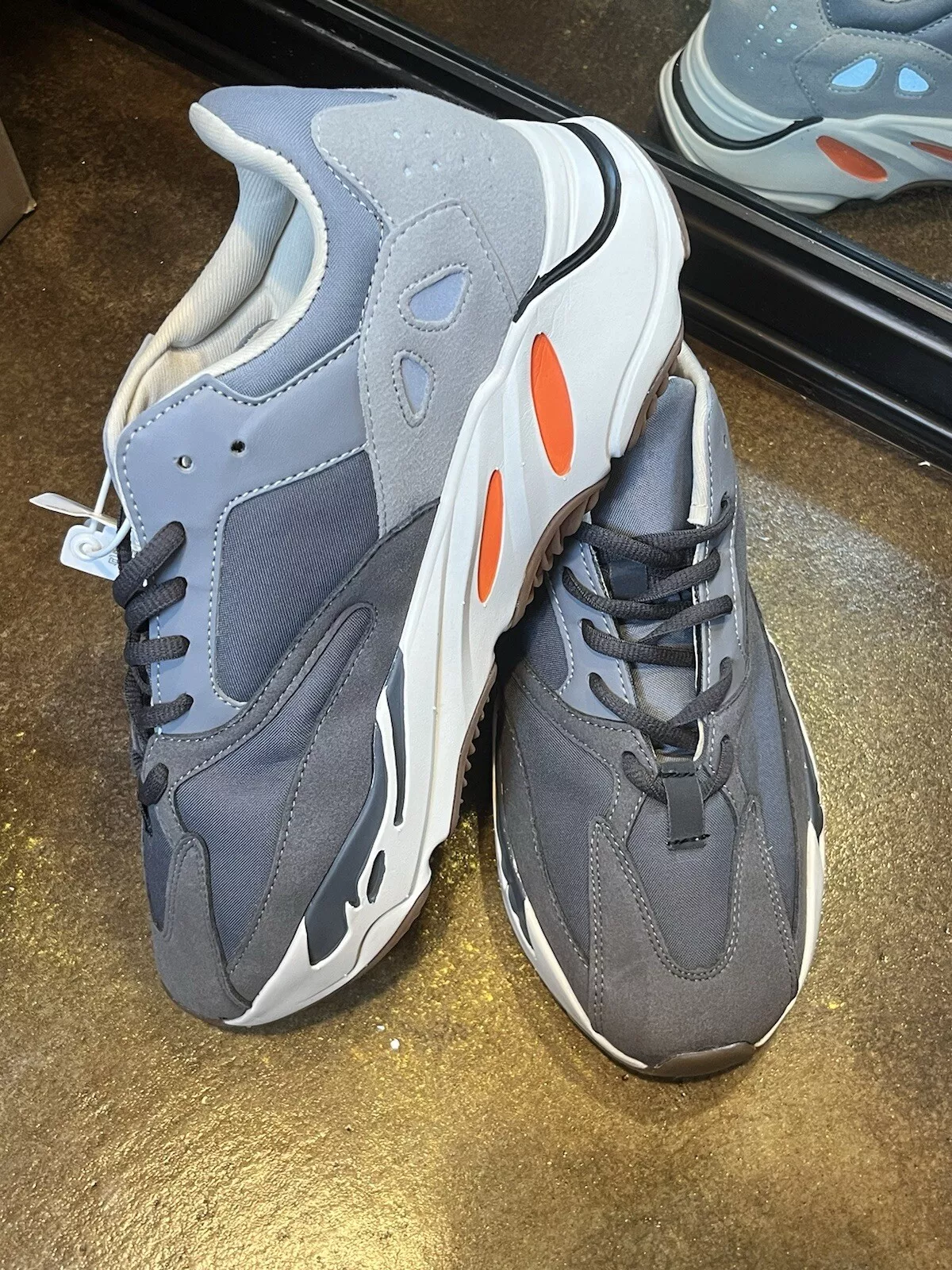 S2 700 V2 Yeezy Boost 700“Magnet” review Vidal Garcia III 02