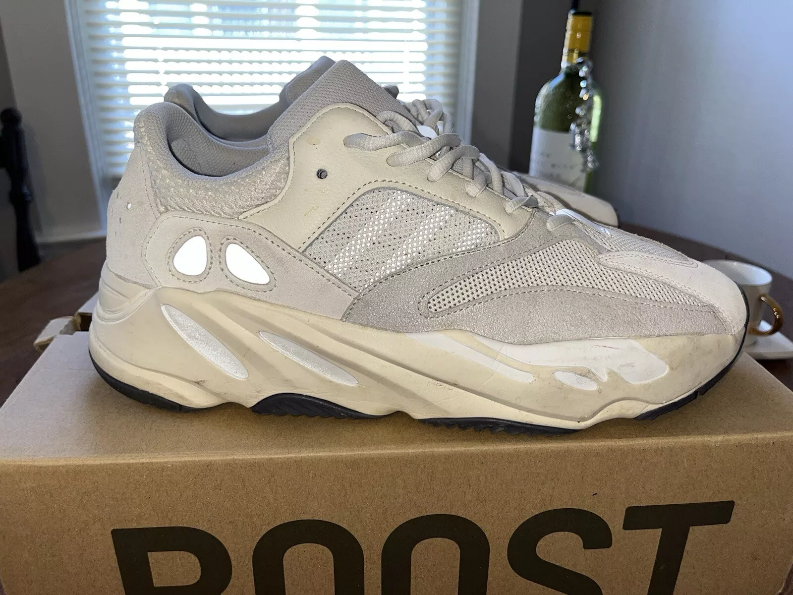 S2 Yeezy Boost 700“Analog”  review David Edwards 01