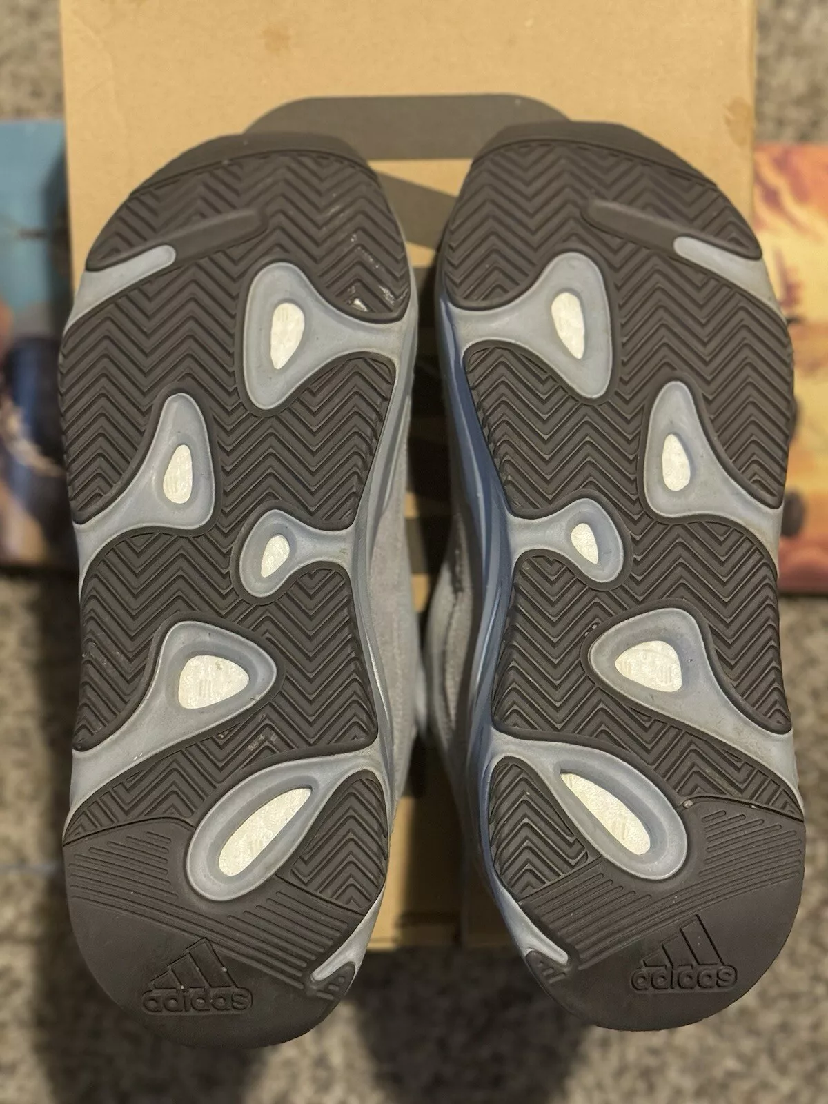 S2 Adidas Yeezy Boost 700 V2 “Hospital Blue”Real Boost review Samantha 02