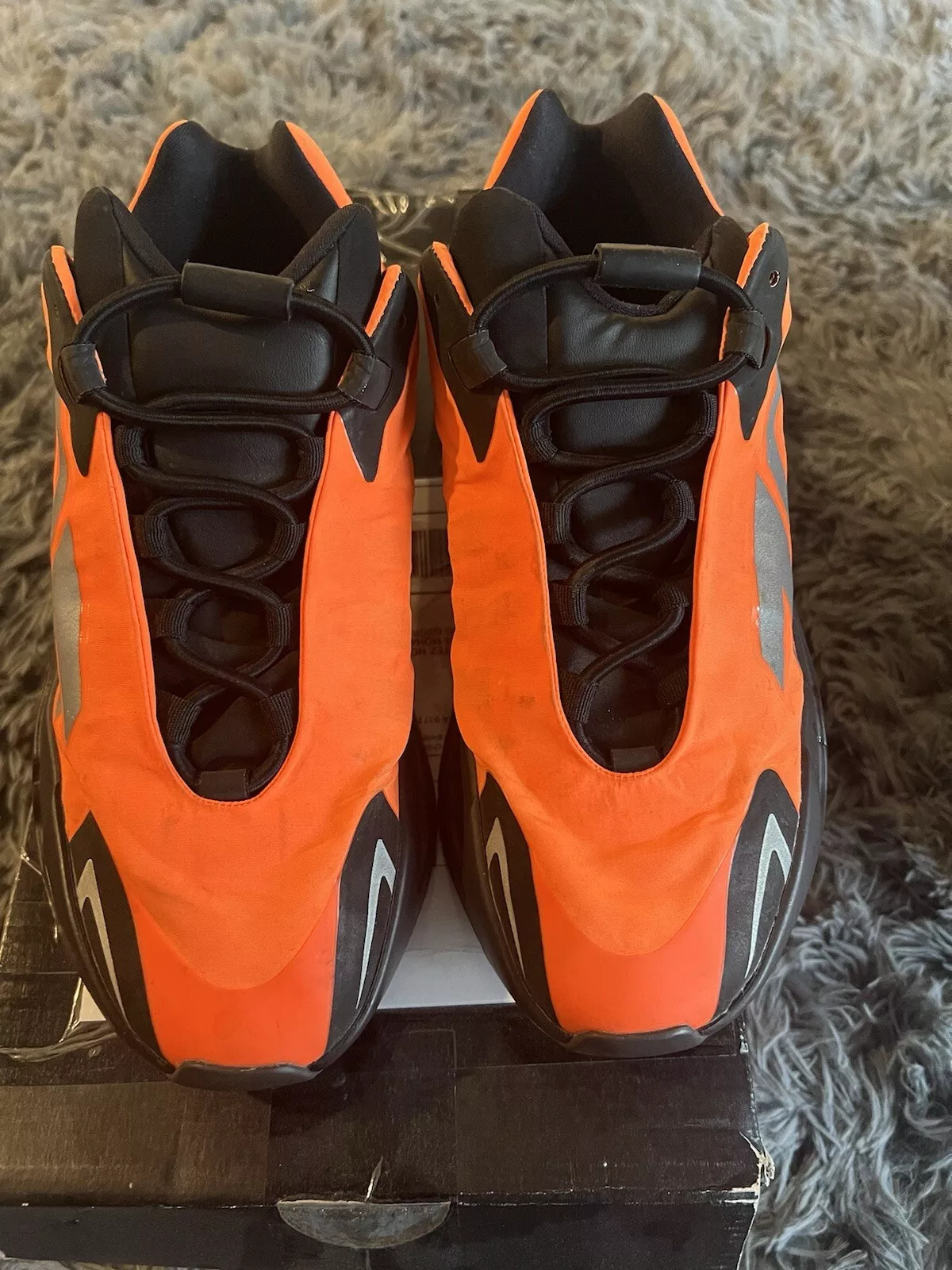 S2 Adidas Yeezy Boost 700 MNVN Orange review Cooper