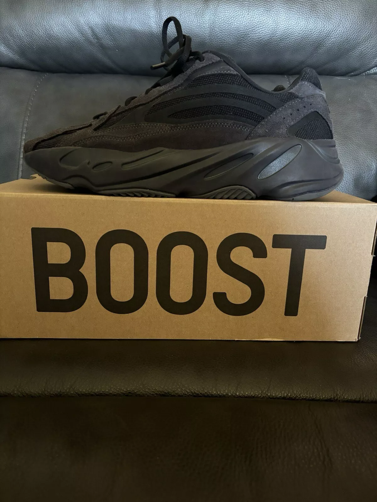 S2 700 V2 Yeezy Boost 700 V2 Vanta  review Jabon25 02