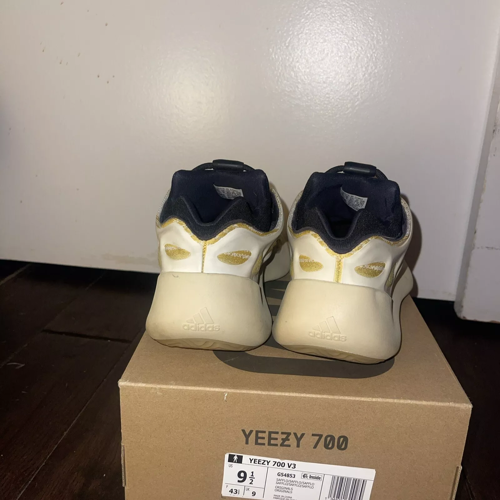 S2 Adidas Yeezy Boost 700 V3 Srphym review Kyron Spears 01