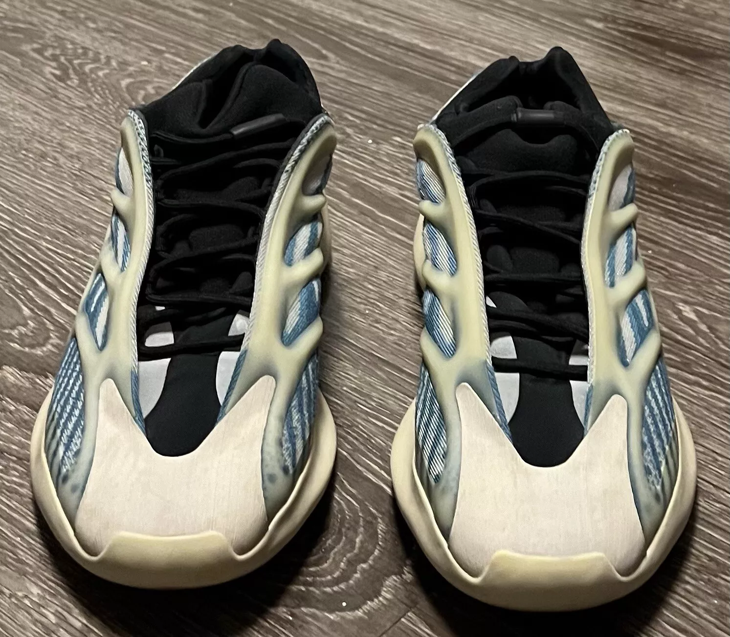 S2 Adidas Yeezy 700 V3 “Kyanite” Basf Boost review Jude Dietz 02