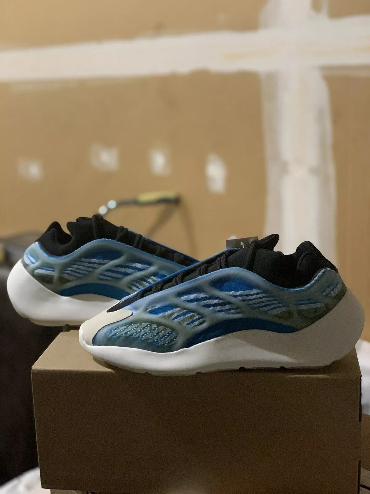 S2 Adidas Yeezy Boost 700 V3 Azareth Basf Boost review Rosemarie Johnson 01