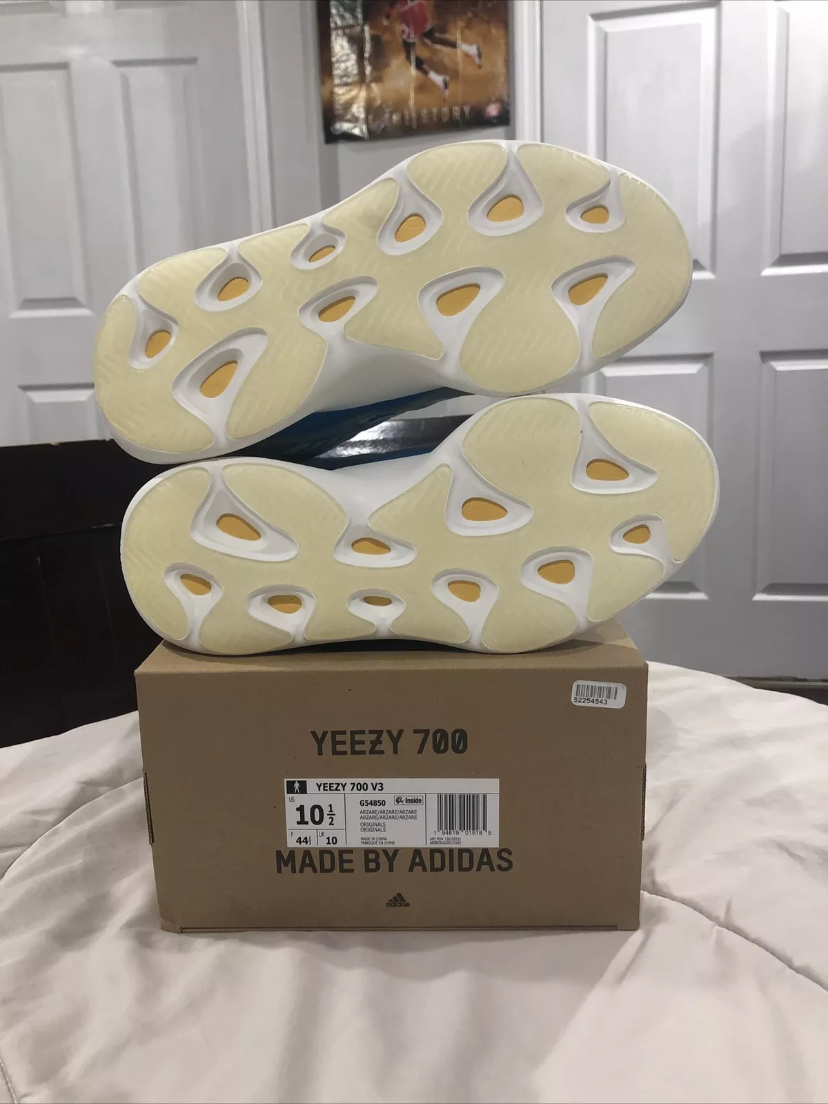 S2 Adidas Yeezy Boost 700 V3 Azareth Basf Boost review Katana 01