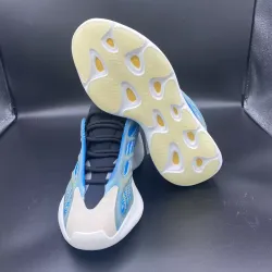 S2 Adidas Yeezy Boost 700 V3 Azareth Basf Boost review Laurent 01
