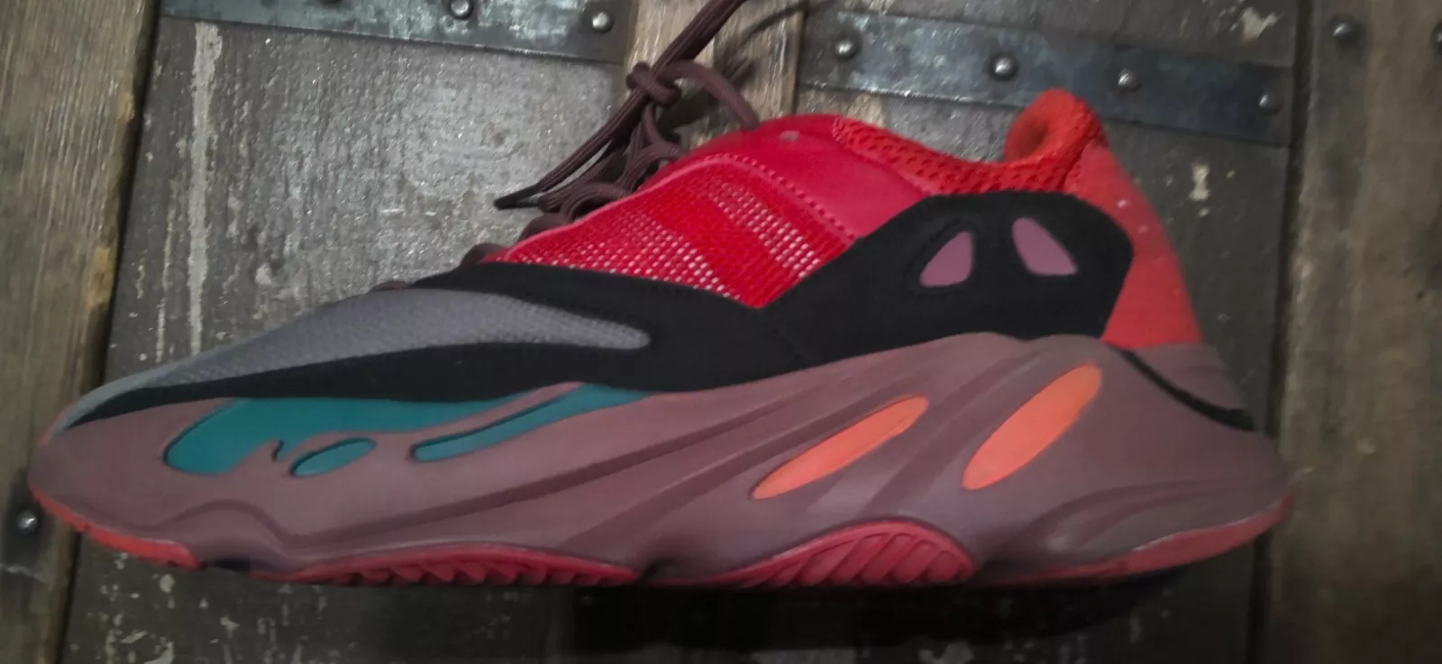 AH Adidas Yeezy Boost 700 Hi-Res Red review Nicole 01