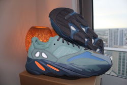 AH Adidas Yeezy Boost 700 LanYu review Didi