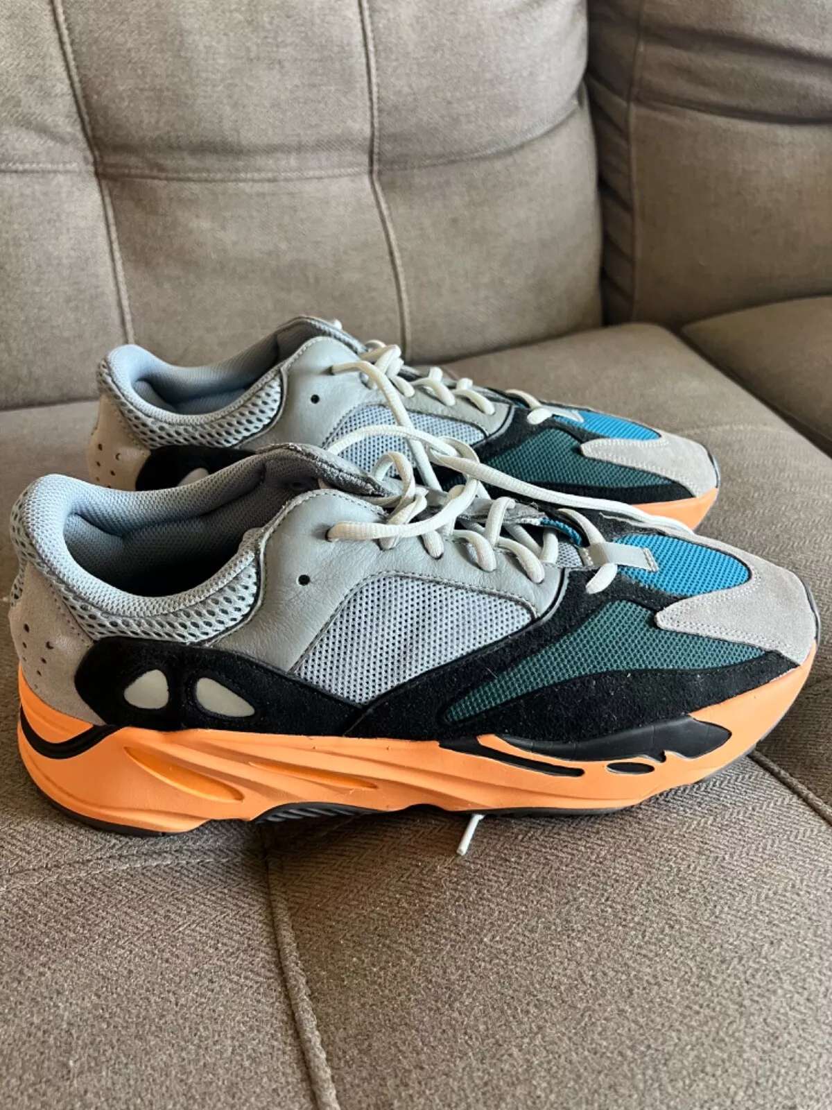 AH Adidas Yeezy Boost 700 "Wash Orange" review N. Savage 01