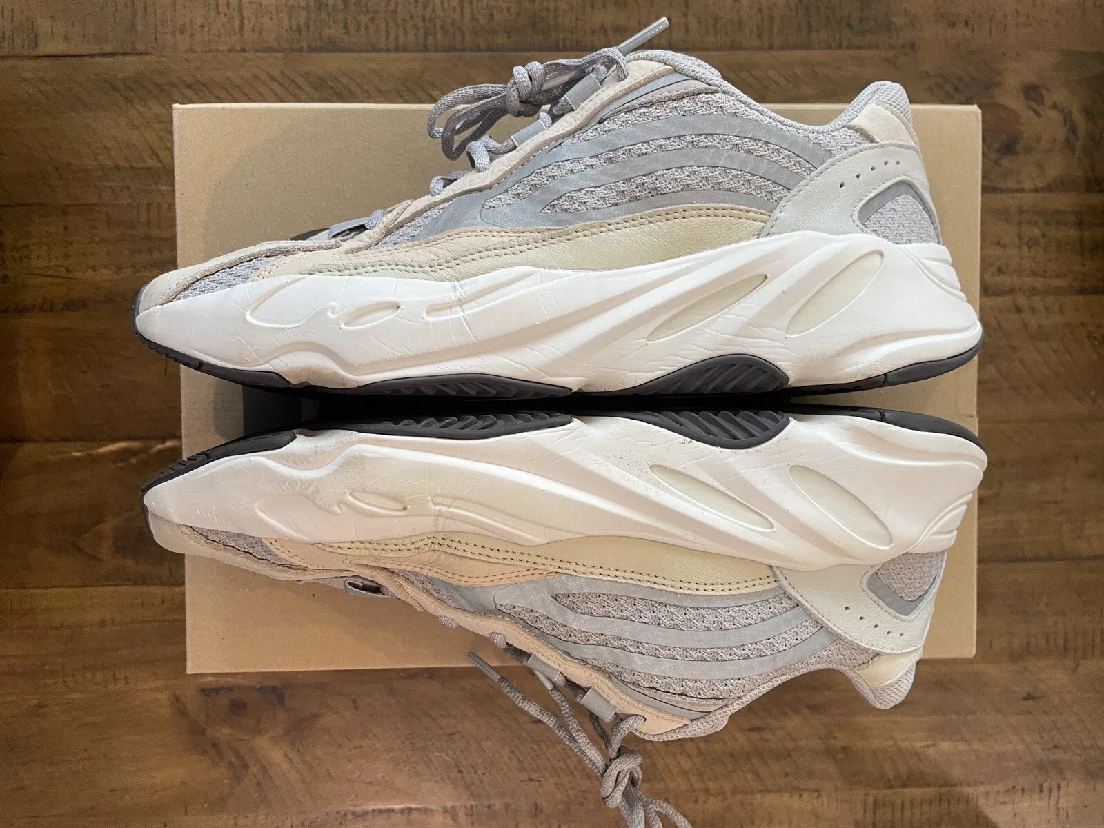 AH Adidas Yeezy Boost 700 V2 “Cream” review Marwan 02