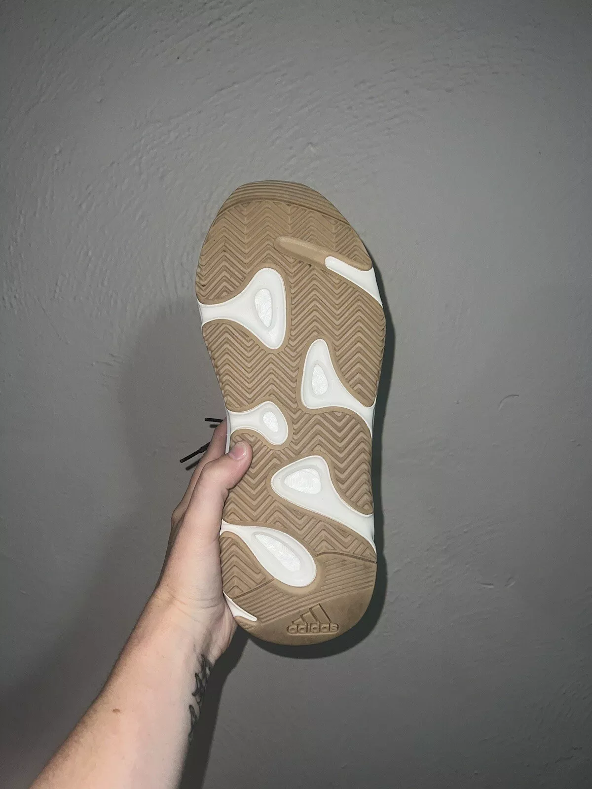 AH Adidas Yeezy Boost 700 Magnet Real Boost review Misty 01