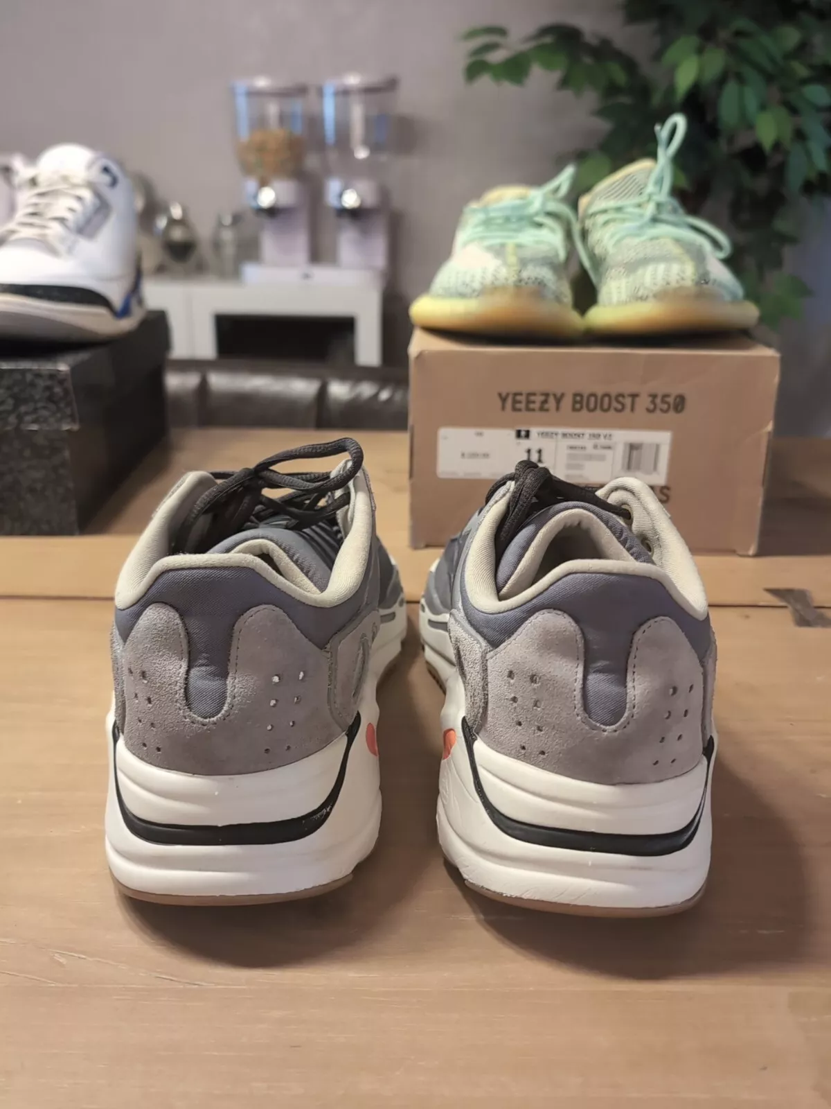 AH Adidas Yeezy Boost 700 Magnet Real Boost review Esperanza 02